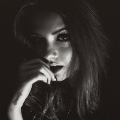 emmy_no_name's profile picture. Alive.