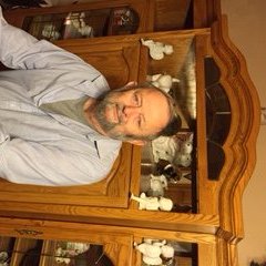 phearn44's profile picture. I live in a small town in northen Calif.
I am retired. I like to travel..and I like to garden. Also I like playing with this damn computer, way too much...