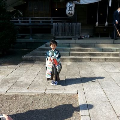 大己は平成23年の兎でパパは昭和50年の兎。休みの日はベイブレード大会へ、北へ南へ 何処にでも顔をです毎日です