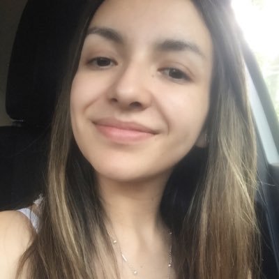Hija de Patricio Bustamante ⚽️ Mamáfeliz de Patricio y tíamadrinachocha de Ignacio. Profesora EGB. Agradecida de Dios ❤️