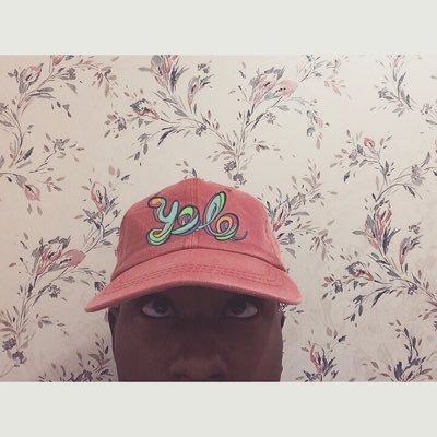 •Pride •KopyKat •✨☯ •Mississippi •Class of 2K16 •♑️Capricorn♑️ •Snapchat: ayyo_elmo •Kik: mochiboss