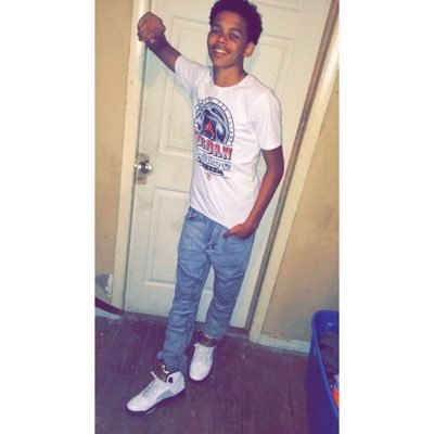 |302🌴🤘🏽|SC: Trvp_Gvd23😎‼️™ |Stay Litty🤑, Stay Wavyy🌊, Stay Close to The Money 🏃🏽💸|R.I.P MOM MOM 🙏😇|