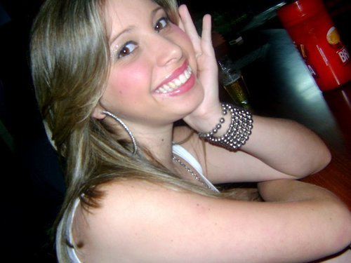 karla_badures's profile picture. 