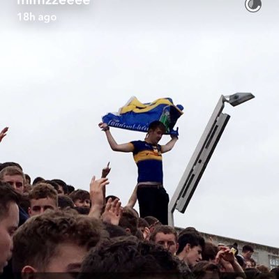 Tipperary 📍Accounting & Finance LIT 📚 Burgess 💚💛 Handball 👋Horse enthusiast @HowDecc