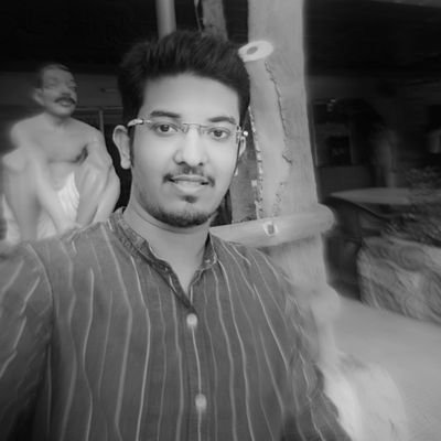 woayush's profile picture. 