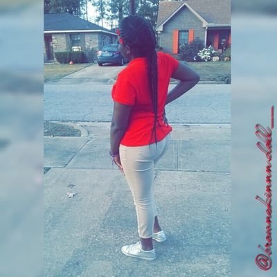 B-day: June25 | AMOSC: @nene_beautiful4 | favoriteee brownnskinnnn | R.I.P Kimo| Cancer♋|5'3| Instagram: @fvmouss_nene1|