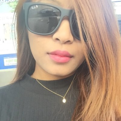 Sizna6's profile picture. 