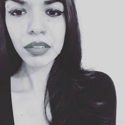 DianeDianeka's profile picture. Headhunter :Irish/Wiccan/Writer; Willow Factory Creative Writing & Publishing Graduate. Analogue girl in a digital world. Alternative Blogger 🌈