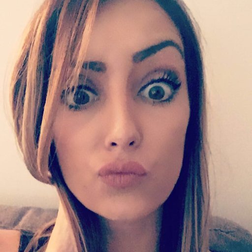 MaryonistaBlog's profile picture. Chanteuse, Blogueuse, Chargée de communication, femme, enfant, et tout et tout- https://t.co/qfHjut9PUJ / https://t.co/7rfwSy2mhA  insta : maryonista