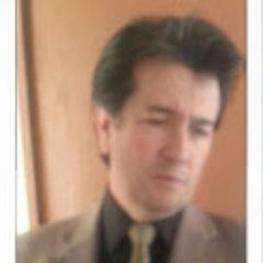 PhD E-Learning @UOCuniversidad | Master - DEA Sociedad de la Información y el Conocimiento | Interés: AprendizEnRed (entes biológicos/máquinas) | Arte.