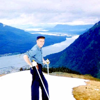 Monjeau10460's profile picture. 