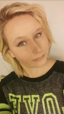 ChloeNicholeS's profile picture. Love Like You Have Nothing Left ❤