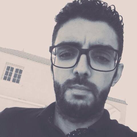 Maitre assistant a l'université de mostaganem