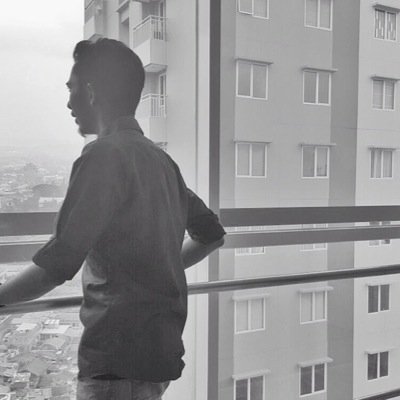 naufallazuardi's profile picture. 