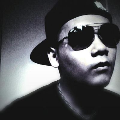 Music Producer
🎧🎶🎵
Future house & Tropical house are my fav.

working during daytime

music production during the evening

always stay up late

loves to eat