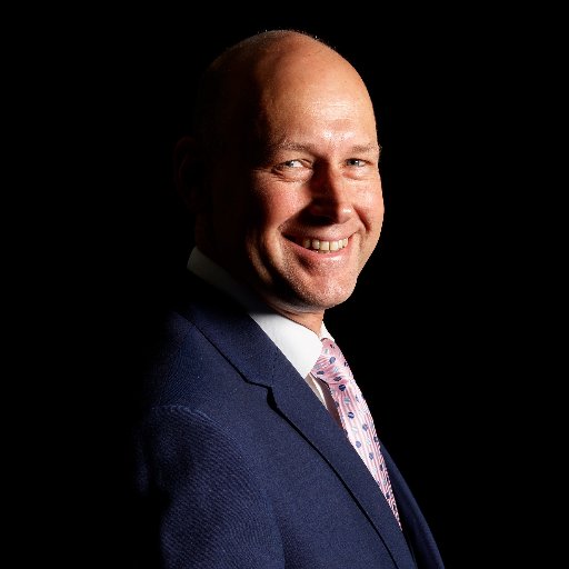 I'm a change management and innovation professional working worldwide with all sizes of business.