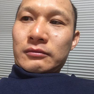 自分は、友達とか彼女とかも居ないから、普段から凄く寂し想いをしています。でも自分は障がい者ですけど健常者の娘とかと付き合ったりしてみたいな〜と思っているので夜露死苦お願いします。そこで、リンゴって言うアプリをしてる娘にいいます。番号が090-5725-3556です。