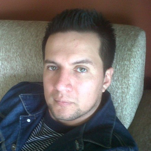 Gestor de MKt y Ventas, emprendedor y músico. Community Manager. Solidos conocimientos en ventas, publicidad y bienes raices.