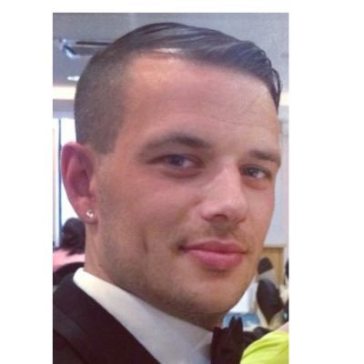 damienlundy's profile picture. 👑