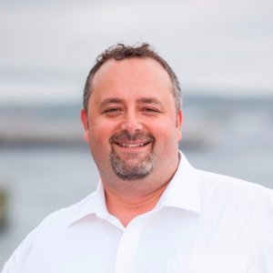 Management & Business Development Professional with a passion for new product development & commercialization.