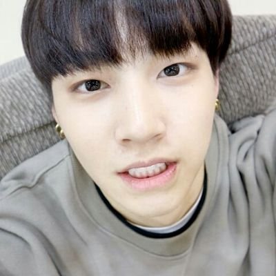 sasa_rakmakmai's profile picture. Igot7
Line=rak_makmai
