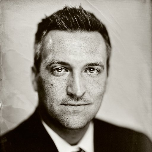 Video Producer for @texasexes. Director of live streams for @Bob_Schneider.