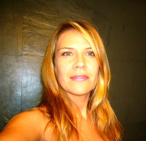 I·m a happy person wanting to share sunshine a graet smile every day.