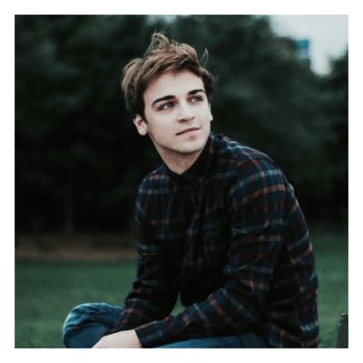 UnhatchedGenius's profile picture. ❝I'm not ʙᴀᴛᴍᴀɴ. I have ғʀɪᴇɴᴅs.❞