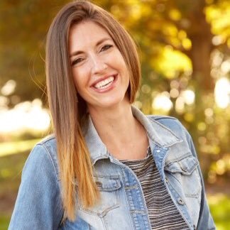 Amanda Petrik-Gardner, LCPC (KS, ME), LPC (AZ, CO, MO, MI), LIMHP (NE) specializes in OCD, BFRBs & anxiety. Consultation and speaking events available.