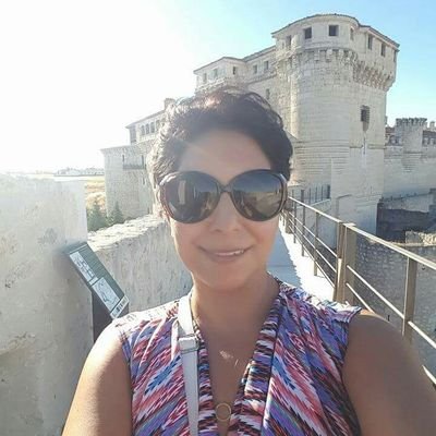 elyo325's profile picture. 