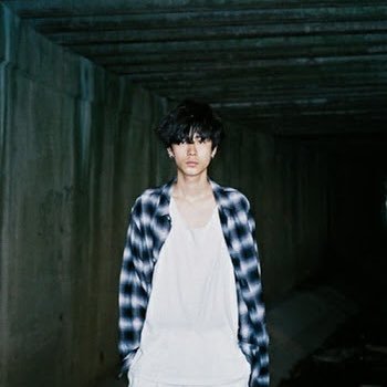 (´・ω・`)1鯖民 hellbirdっていう厨二病拗らせた名前でやってます。狩団副団長やってるけど基本野良の人です…見かけたら声かけてください。狩友募集中です(^ω^)笛、剣斧大好き民!!