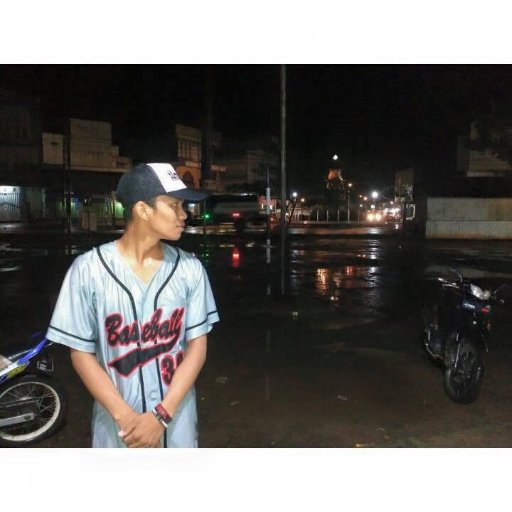 hobby bboying.
A.K.A Blitz.
crew : street revolution breakin, style boy breakers and east barito breaking.