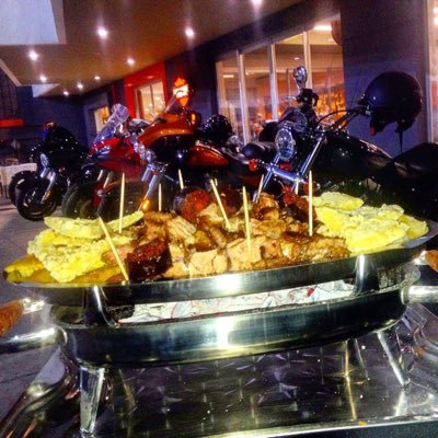 Cheff_Ariel's profile picture. ,amo mi familia,el asado,soy feliz por lo que tengo y por lo que no también 0981170926 para eventos
