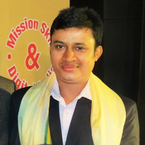 Rajj2012's profile picture. 