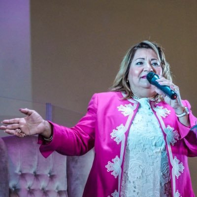 Esposa de @JoseLAlamo Fundadores del @MIAguilasReales y la @EscuelaRama