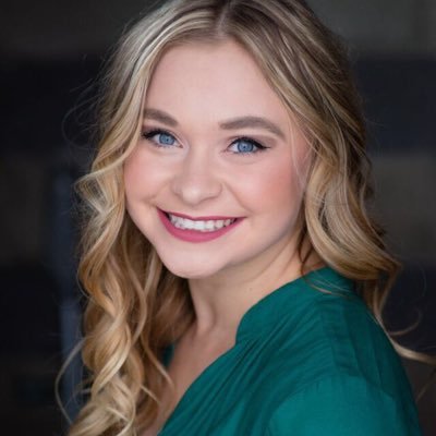 catholiszewicz's profile picture. {She believed she could, so she did} Scorpio♏️ Phil 4:13 | CHI✈️ORL • ΑΧΩ • DCP 17