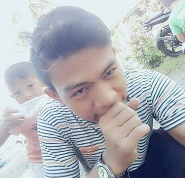 hindikitamahal1's profile picture. A person who never made a mistake never tried Anything new !!