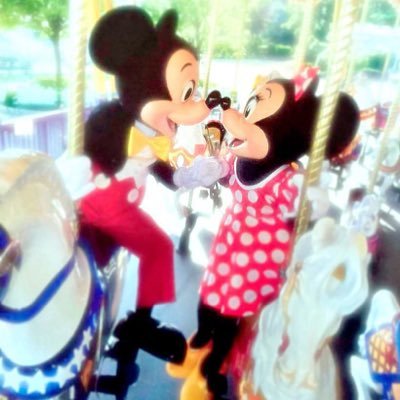 fprbjn75fqv_r's profile picture. 恋する高校1年生。とにかく共感できる方/きになる方だれでもフォローして！！ 気になった子フォロバするよ。 欲張りな女子の心。相談DMで大歓迎！！！