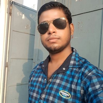 मेरे व्यक्तित्व और मेरे रवैये को एक साथ मत
मिलाईए क्योकि - मेरा व्यक्तित्व मैं हुं और
मेरा रवैया आपके व्यवहार पर निर्भर करता है