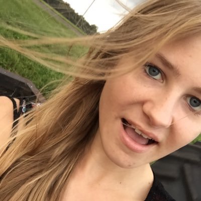 EsIstKirsten's profile picture. 