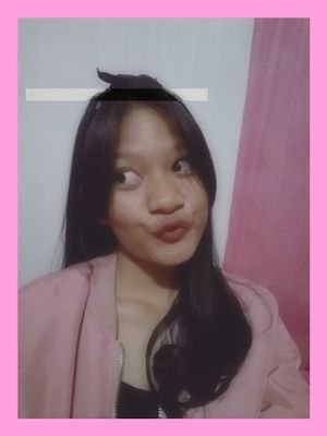 intantifaani's profile picture. 