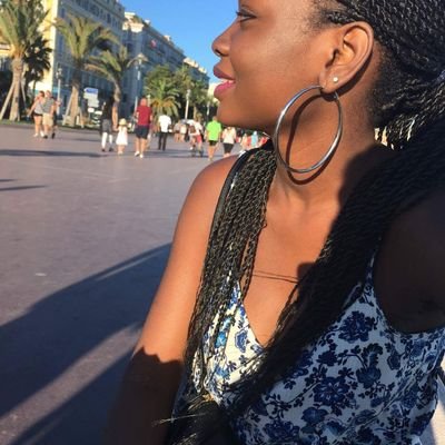 Issnadia's profile picture. 