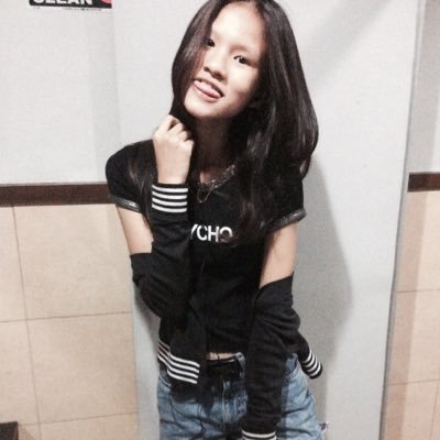 NaviaRm's profile picture. Cute😘💯