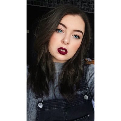 sophiettalks's profile picture. Small Girl In A Big World - Blogger