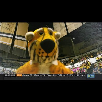 aubie_war_eagle's profile picture. I love mascot most favorite aubie mike & Truman