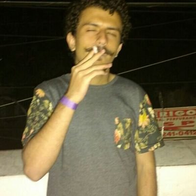 anarco_depre's profile picture. ⬛🟧