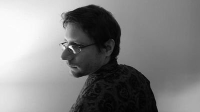 DirtyDell1985's profile picture. Reader, writer, arithmetic-er.