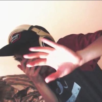 ii_megan_ii's profile picture. hey ✌🏼️ why are you here? Snooping? Investigating?