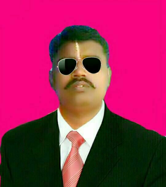 Subbiahpandian8's profile picture. உனக்காக ஒருவன் வாழ்வதை விட 
உன்னால் ஒருவன் வாழ்ந்தான் என்பதே சிறந்தது