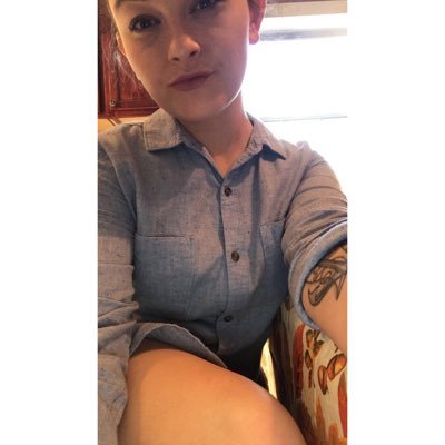 bakedpuhtaytay's profile picture. United States Sailor ⚓️.    USS Dwight D Eisenhower